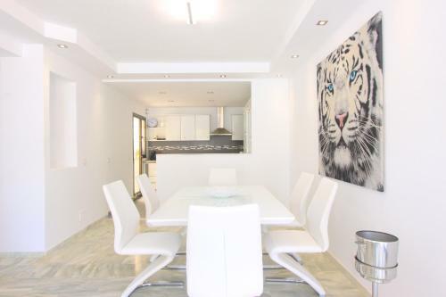 1108 Beachfront 2 Apartments With Roofterrace 80mtrgt; Beach 3 Pools