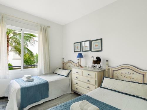 Apartamento de 2 Dormitorios En Medina Garden