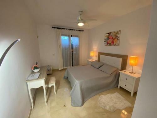 Charming 3-bed House 2 Big Pools And Herb Garden