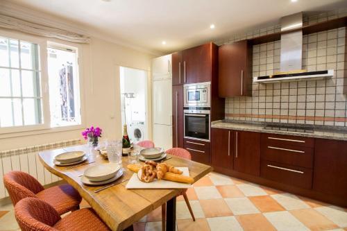 Villa Mare, Puerto Banus - R9965