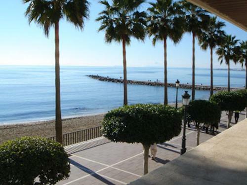 Apartamento En 1� L�nea De Playa