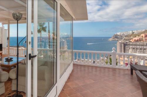Sunset Balcony With Ocean Views