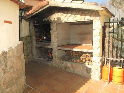 Casa Rio Alberche Y El Cortijo de Gredos