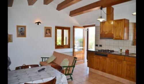 Santa Creu Dels Juglars Villa Sleeps 4 With Pool