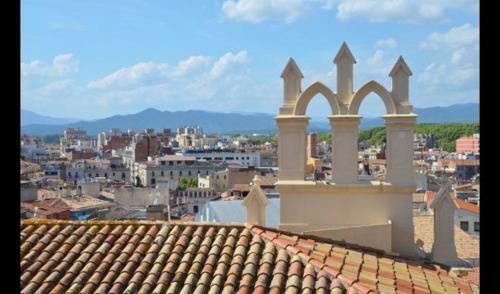 Vilamari Villa Sleeps 21 With Pool