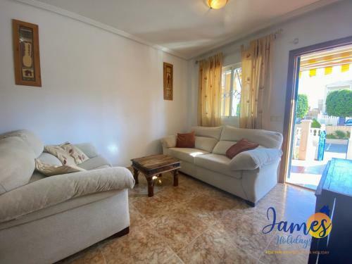 La Cinuelica R2, Ground Floor Apartment With Comm Pool L167