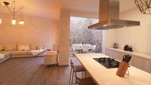 Moderna Casa En El Centro de Osuna