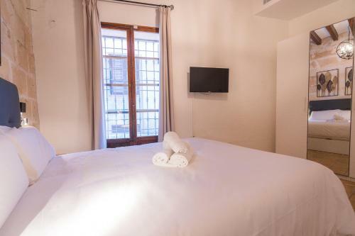 Vintage Palma Palace Apartments Ti