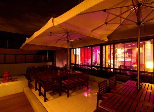 Pilot Design Hostel & Bar