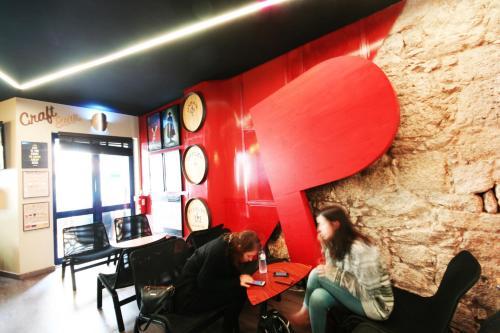 Pilot Design Hostel & Bar