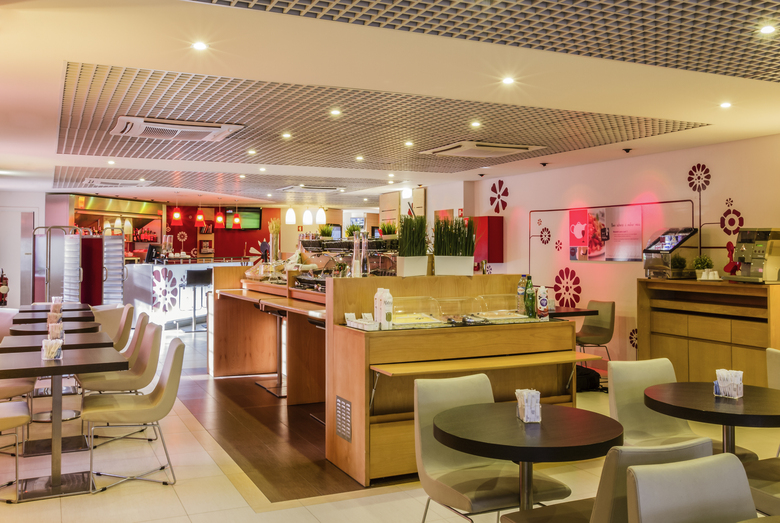 Hotel Ibis Porto Centro