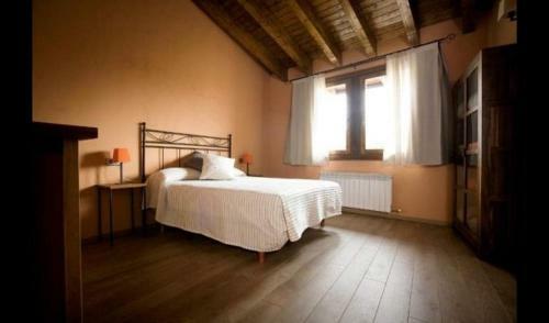 Perafita Villa Sleeps 7 With Pool And Air Con