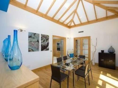 Immaculate 3-bed Villa In Playa Blanca