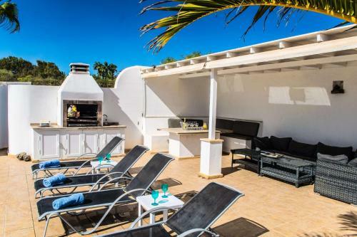 Villa Michelle - Lh114 By Villas Now Ltd