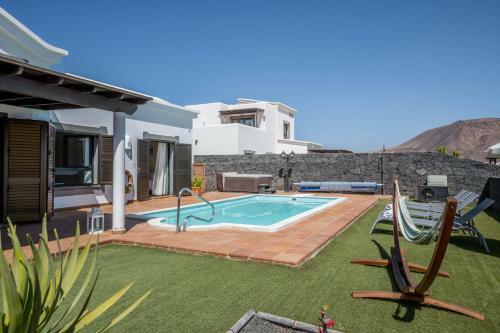 Villa Ambar Cherry