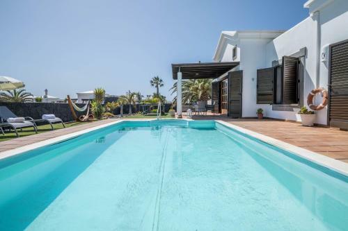 Villa Ambar Cherry