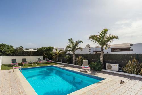 Ereza Villa Tranche Y Lomas