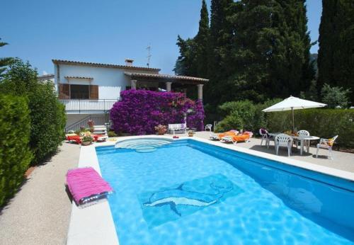 Villa In Pollenca Sleeps 6 Includes Swimming Pool Air Con And Wifi 5 5