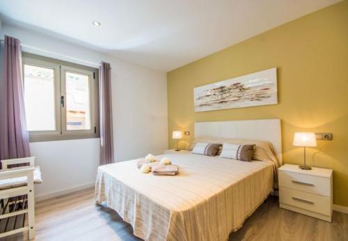Pollenca Holiday Home Sleeps 5 With Air Con And Wifi