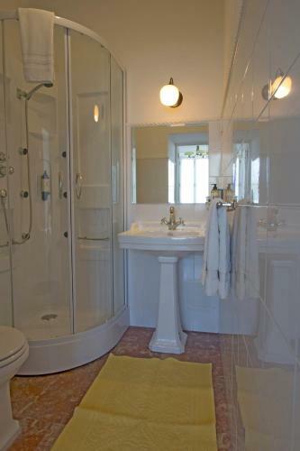 Hostal Chalet Saudade