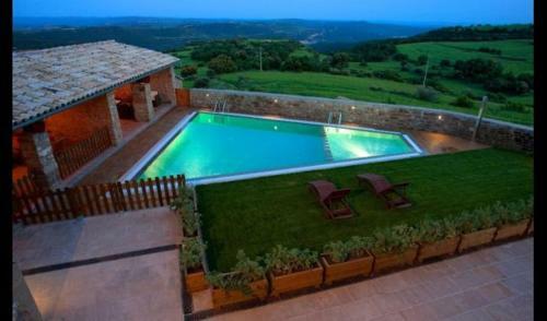 Ponts Villa Sleeps 18 With Pool