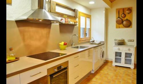Ponts Villa Sleeps 6 With Pool
