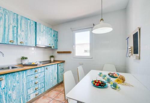 Portocolom Apartment Sleeps 4 With Air Con And Wifi