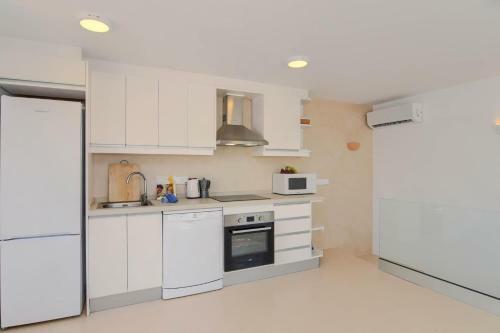 Rada de Moraira Villa Sleeps 6 With Air Con And Wifi
