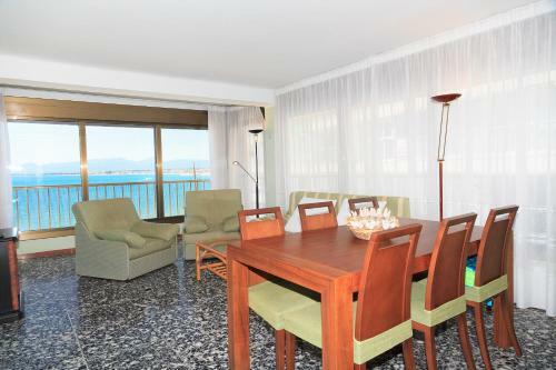 Uhc Acantilados Family Apartments