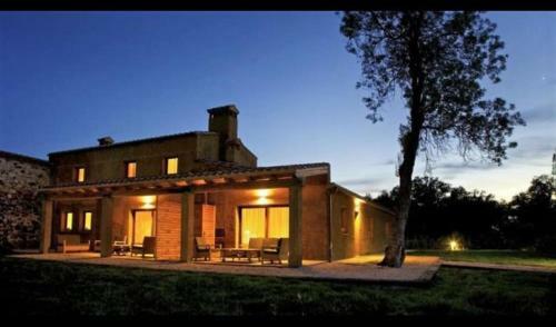 Sant Andreu Salou Villa Sleeps 4 With Pool
