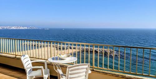 Beachfront Palamos Apartment