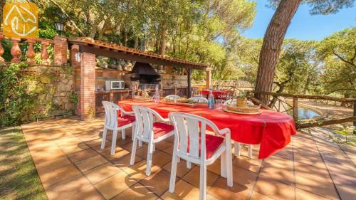 Sant Genis de Palafolls Villa Sleeps 10 Pool Wifi