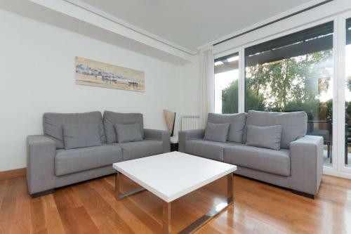 Apartamento Ulia B - Local Rentss