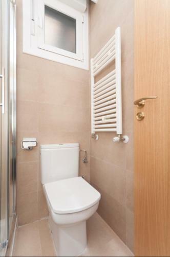 Apartamento Ulia B - Local Rentss