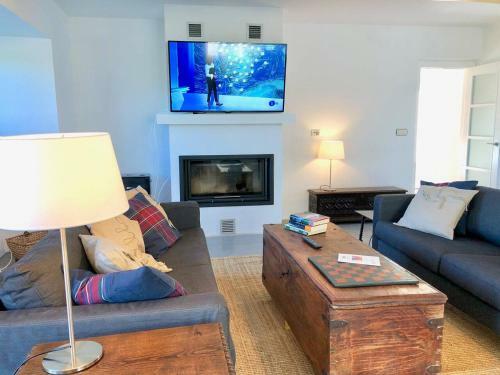 Agroturismo The Cliffs - Countryseaside Loiba