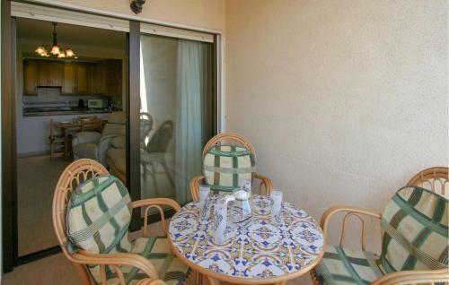 Nice Apartment In Santa Pola W/ 2 Bedrooms