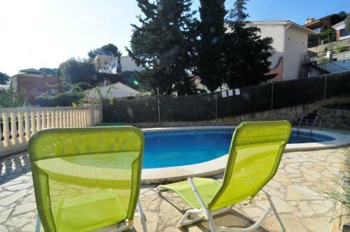 Villa Homeholidaysrentals Madison House