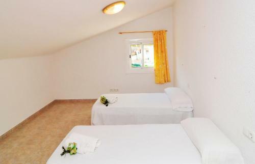 Villa Homeholidaysrentals Madison House