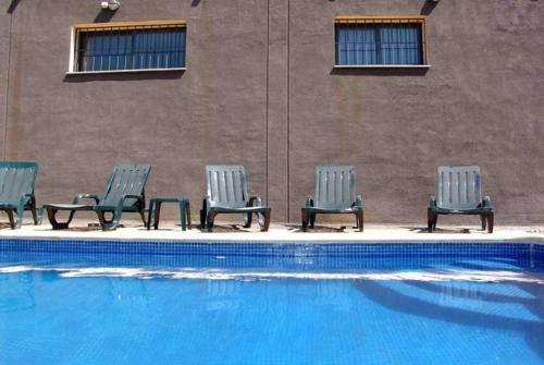 Sant Salvador Villa Sleeps 9 Pool