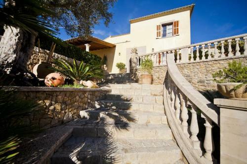 Selva Villa Sleeps 8 With Pool Air Con And Wifi