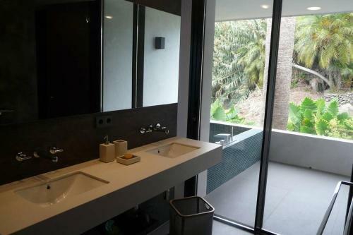 Luxury Villa - 2 Heated Pools, Sauna, Bbq