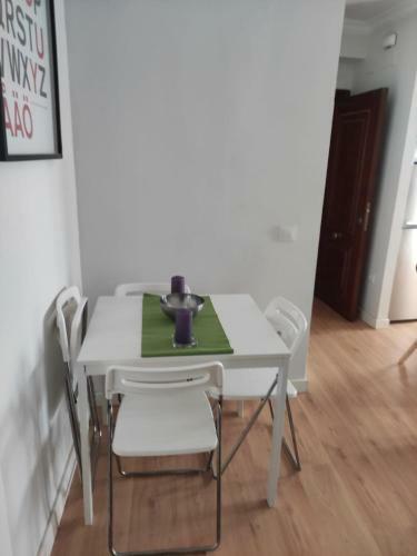 Apartment Muralla Macarena