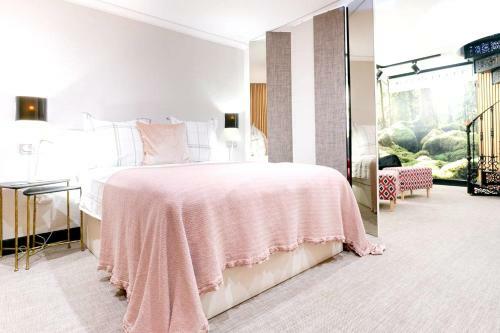 Apartment With One Bedroom In Sevilla With Wifi