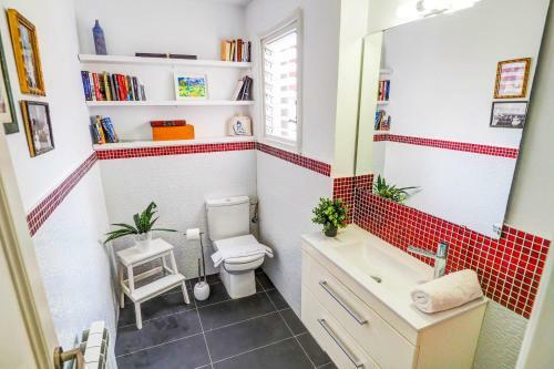 The Lilium Apartment By Hello Apartments Sitges