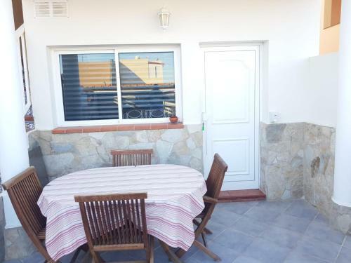 Apartment With Private Pool And Close To The Beach