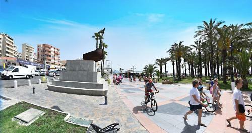 Apartamento 1�a Playa 76