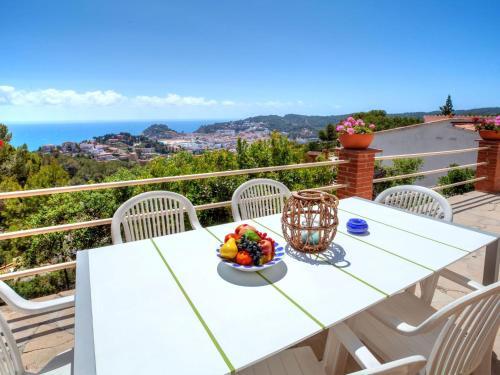 Holiday Home Bona