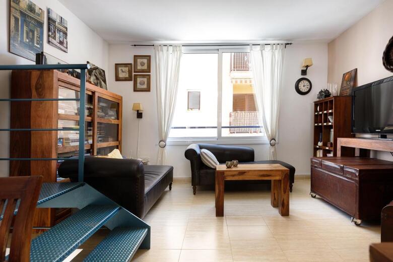 Villa Lets Holidays Big Terrace House With Parking