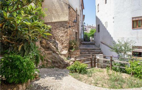 Nice Apartment In Tossa de Mar, Girona With 2 Bedrooms