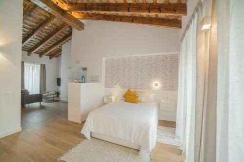 Evi Apartments